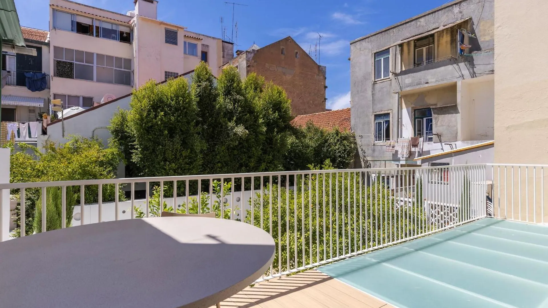 Lägenhet Lisbon Hidden Oasis With Pool By Lovelystay Portugal